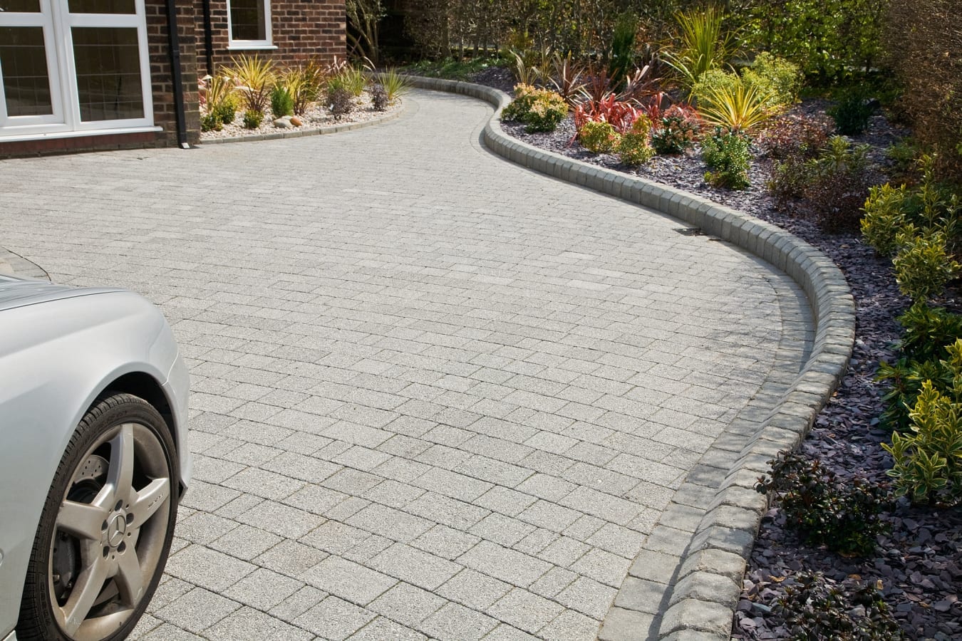 stone driveway installation